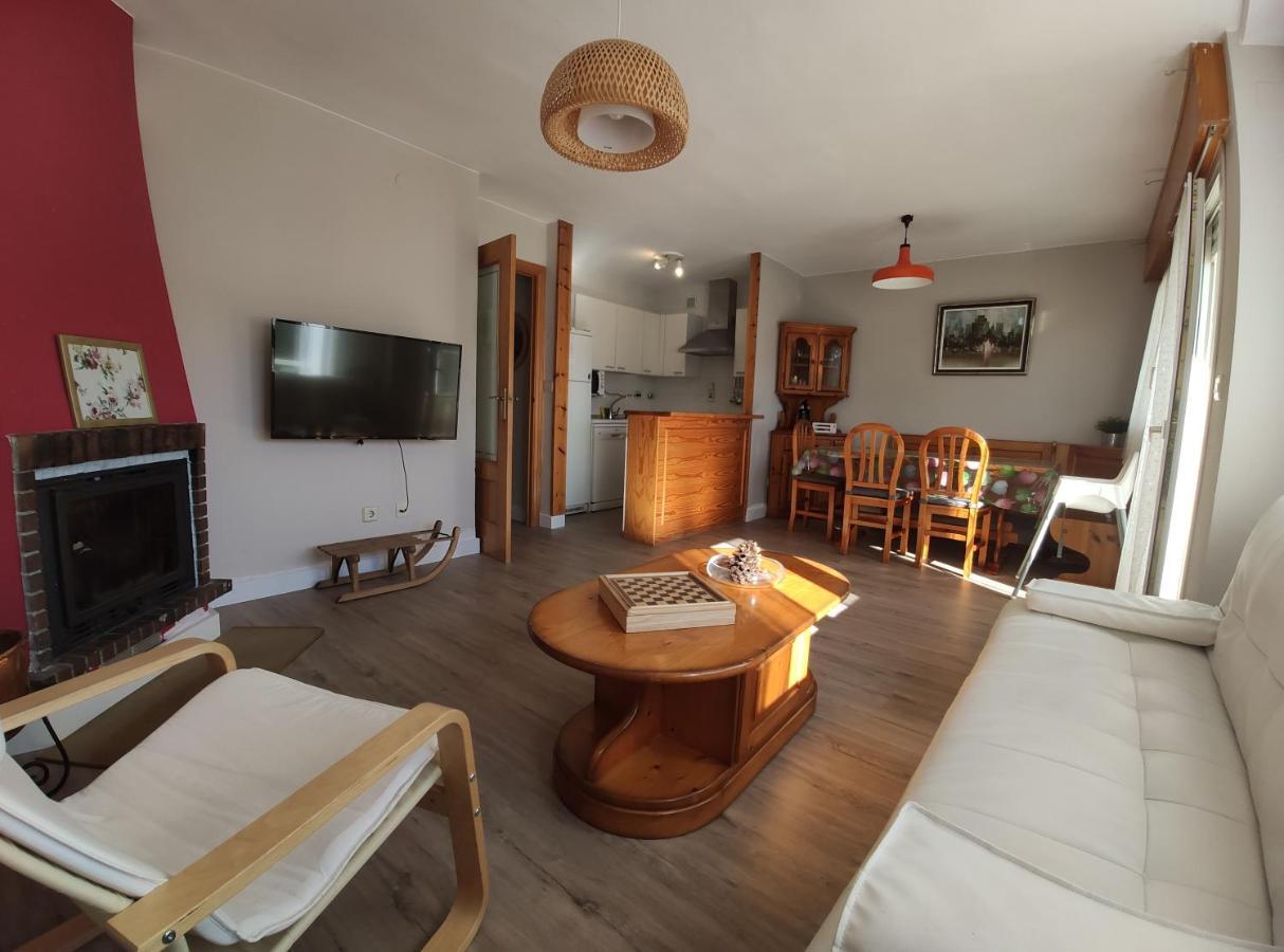 Gabardito 2 Apartment Villanua Ngoại thất bức ảnh